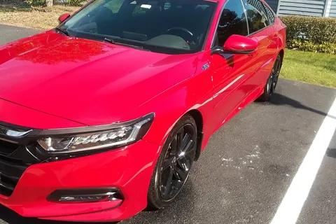 Glossy red paint on a detailed Honda Accord